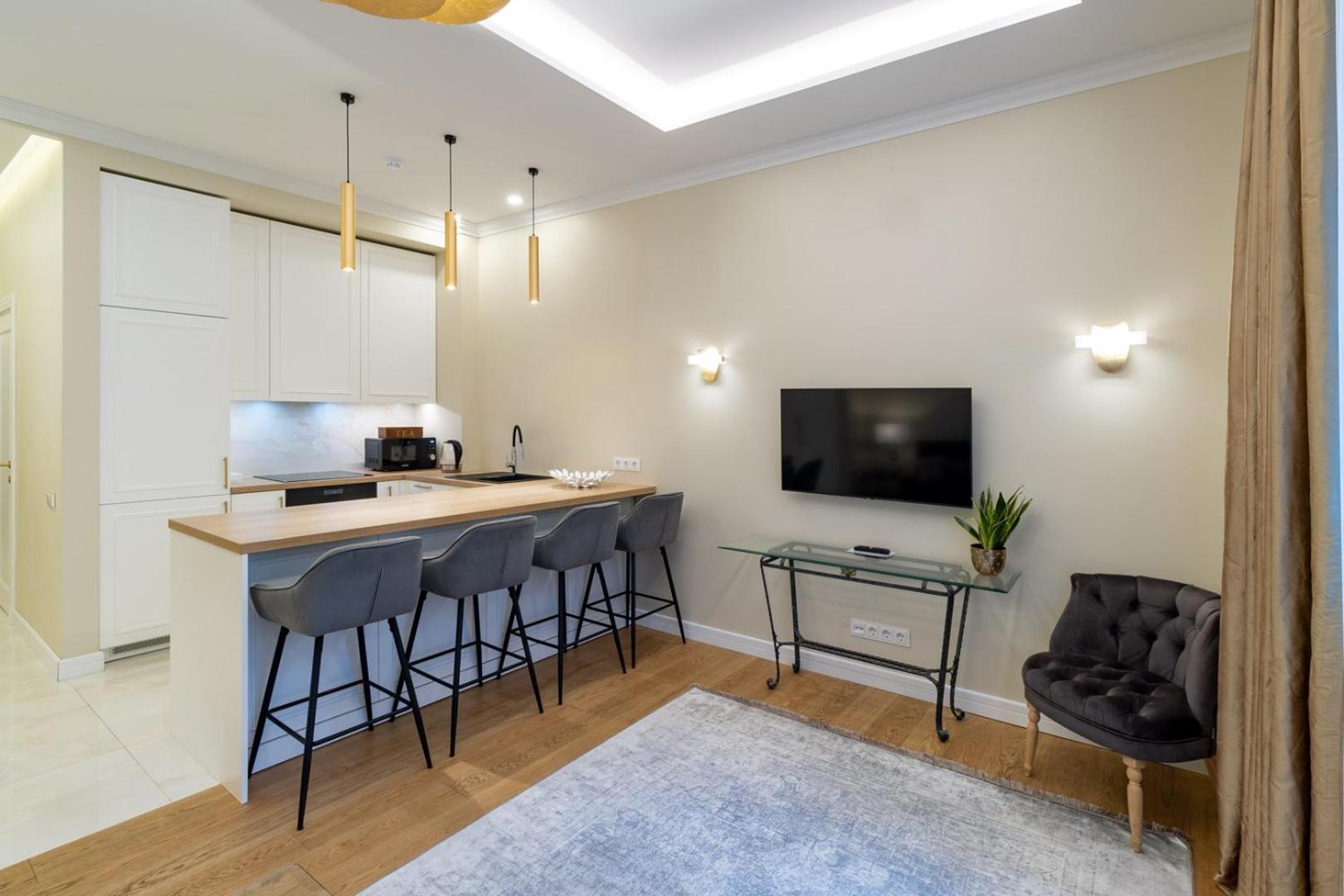 Luxury Central Apartment In Putvinskio Street 考纳斯 外观 照片